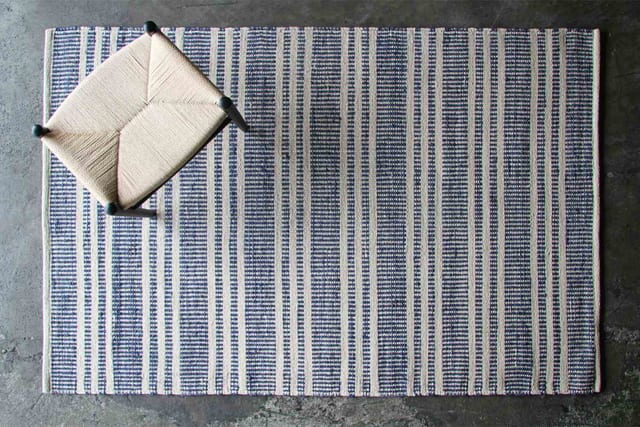 KRAFTO105 Border 160x230cm ブルー